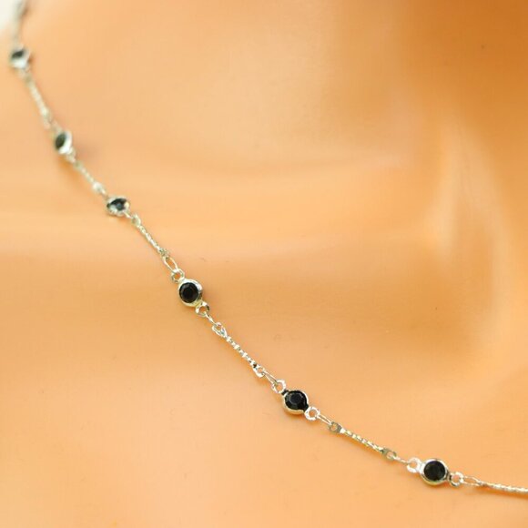 Minimalist Necklace, Sleek & Modern Design, Women’s Fashion, YC110493-N - Picture 9 of 10